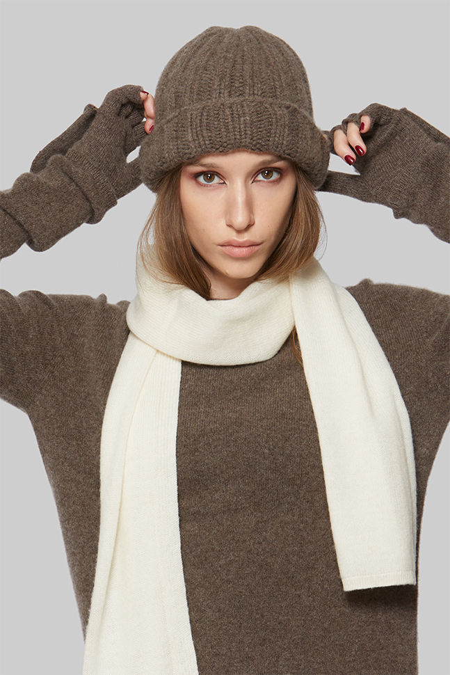 Шапка из кашемира Шапка из кашемира