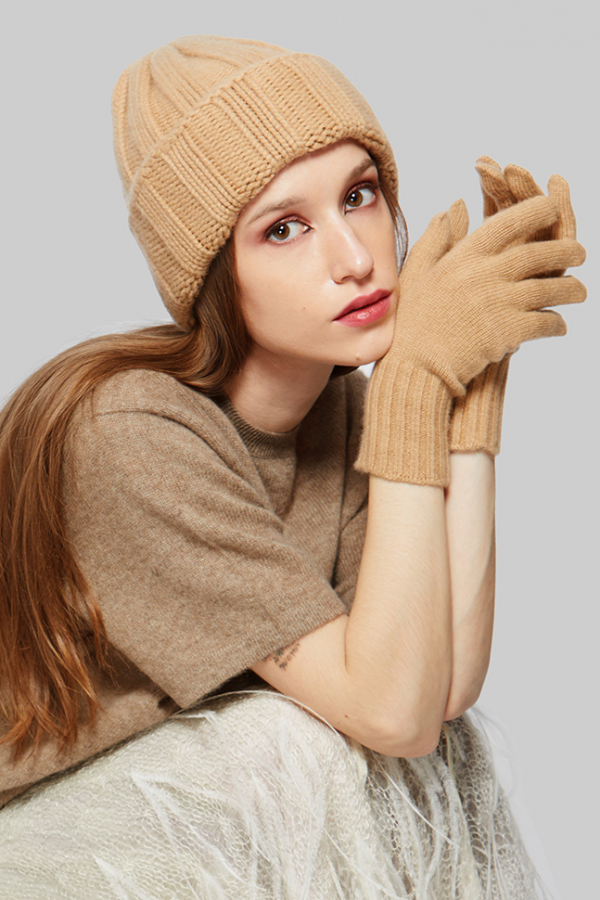 Шапка из кашемира