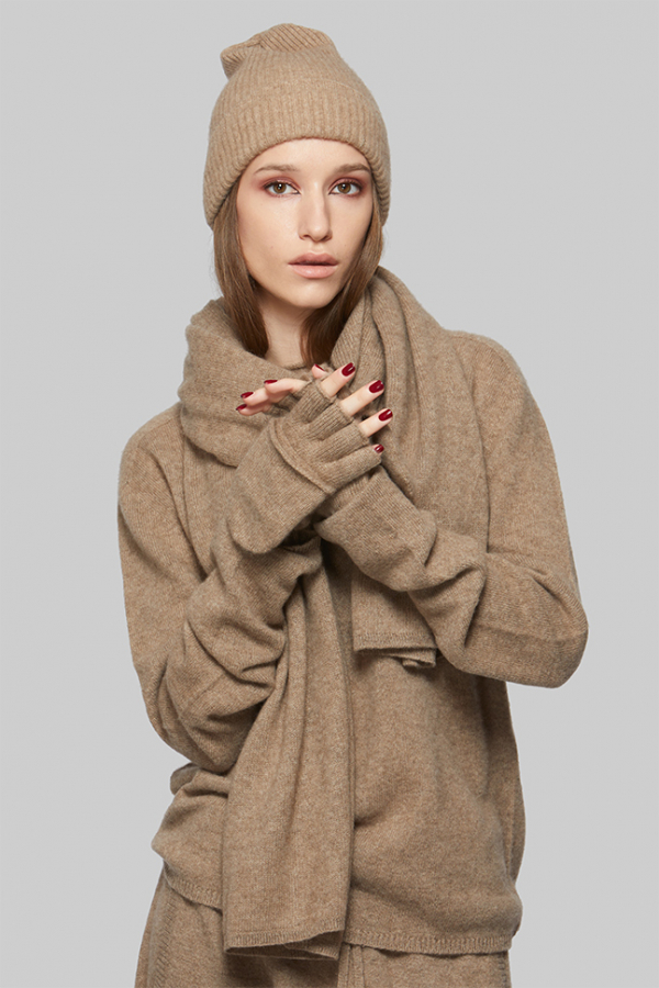 Шапка из кашемира