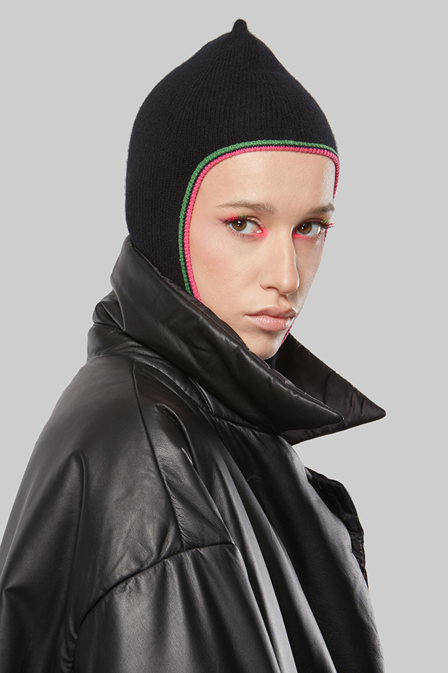 Длинное кожаное пальто Длинное кожаное пальто