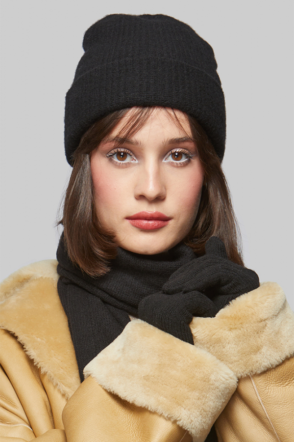 Шапка из кашемира