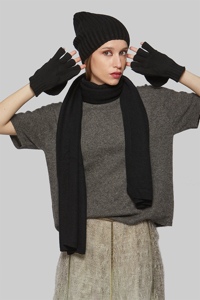 Шапка из кашемира Шапка из кашемира