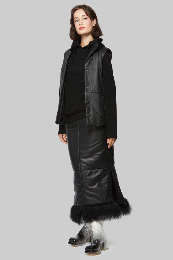 Жилет из натуральной кожи 