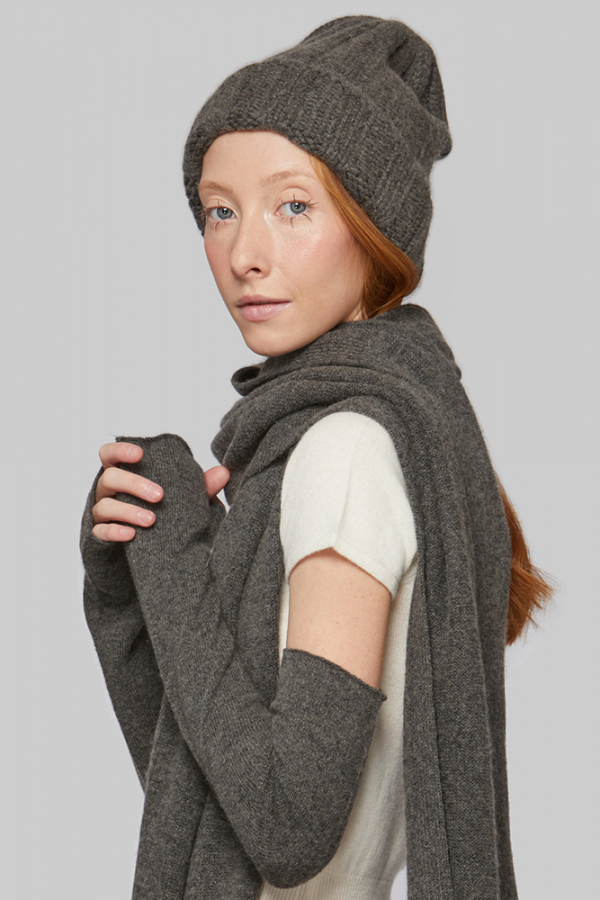 Шапка из кашемира