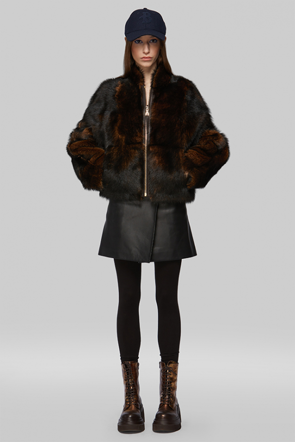 Бомбер из натурального меха