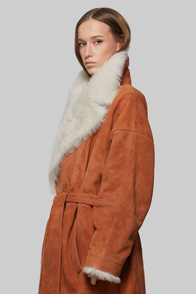 Длинная дубленка Длинная дубленка