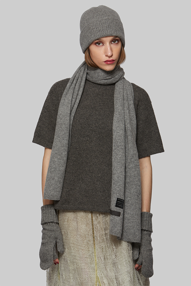 Шапка из кашемира 