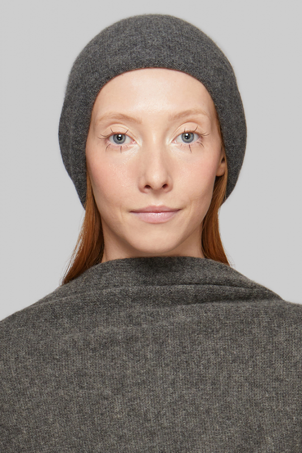 Шапка из кашемира 