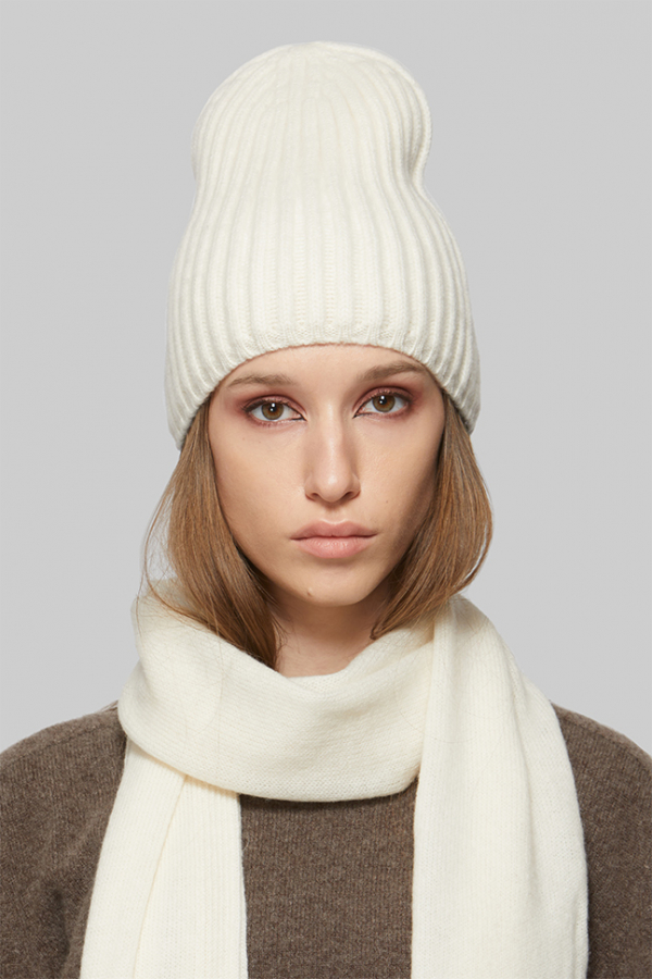 Шапка из кашемира 