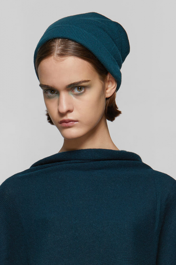 Шапка из кашемира 