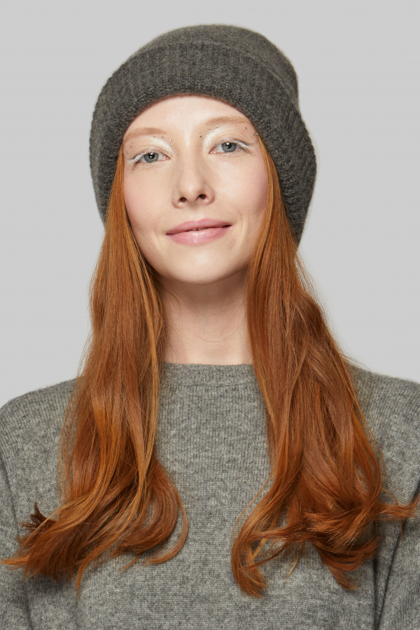 Шапка из кашемира 