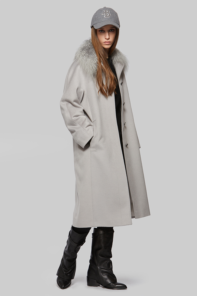 Пальто из шерсти  Пальто из шерсти