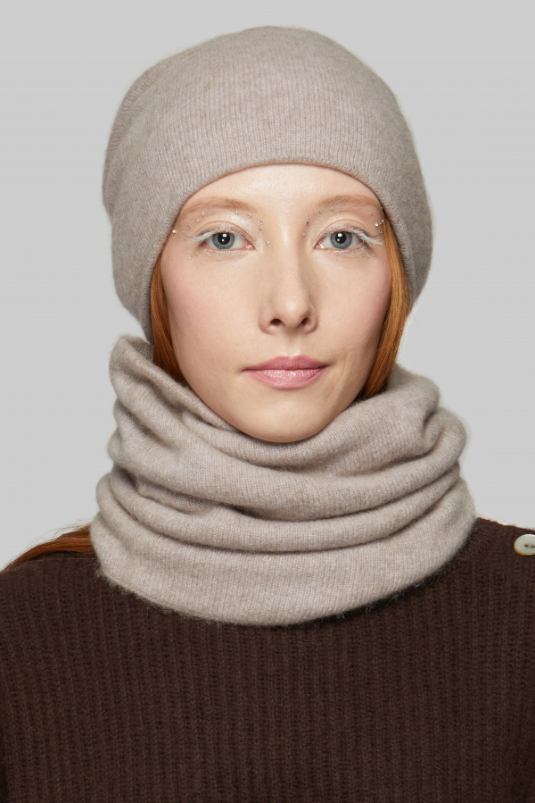 Манишка из кашемира