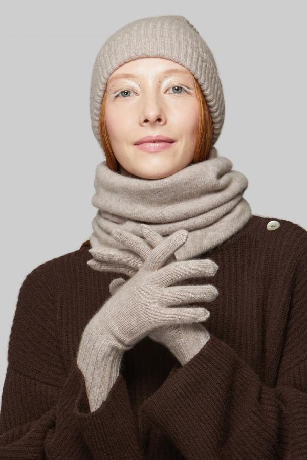 Шапка из кашемира