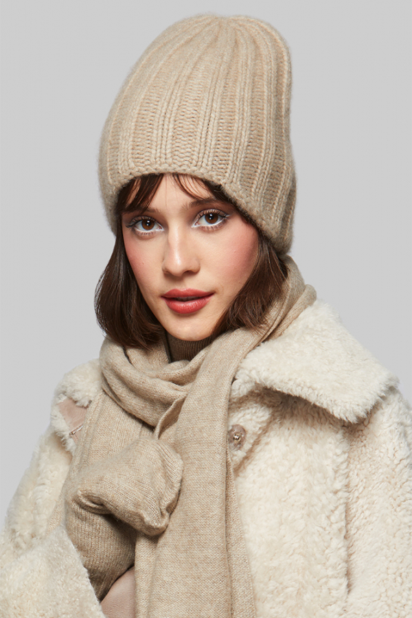 Шапка из кашемира